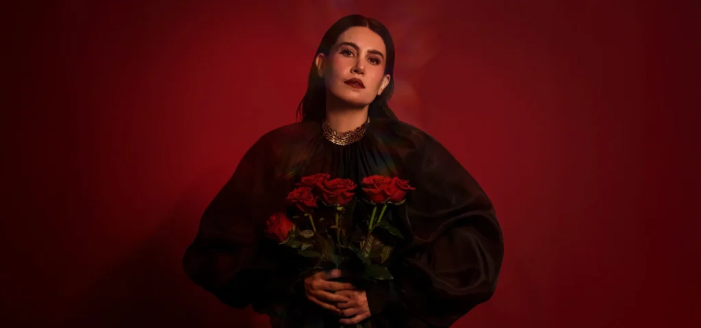 Rewşan Çeliker Kimdir?